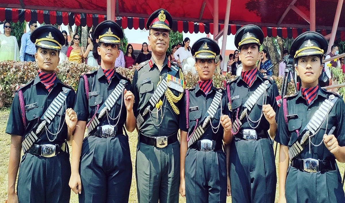 New Delhi: भारत की पांच बेटियां Indian Army की आर्टिलरी रेजिमेंट में हुईं शामिल, दुश्मनों को मात देने के लिए तैयार